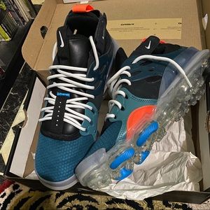 Nike Air DSVM Trainers